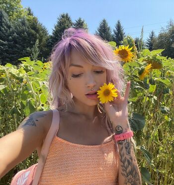 Full leaked Lana del baebae private onlyfans photo