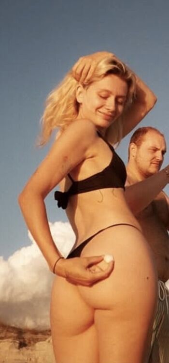 Full leaked Lapannyyy private onlyfans photo