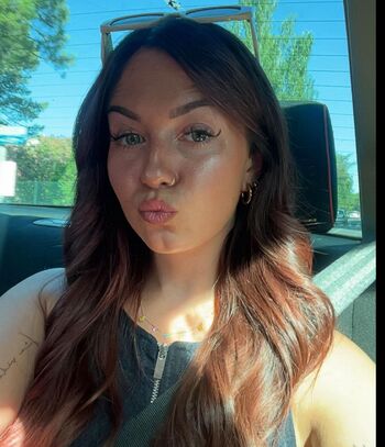 Full leaked Lapetitemeufla private onlyfans photo