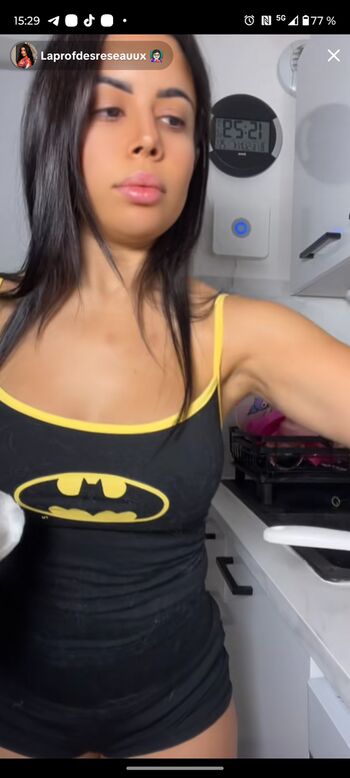 Full leaked Laprofdesreseaux private onlyfans photo
