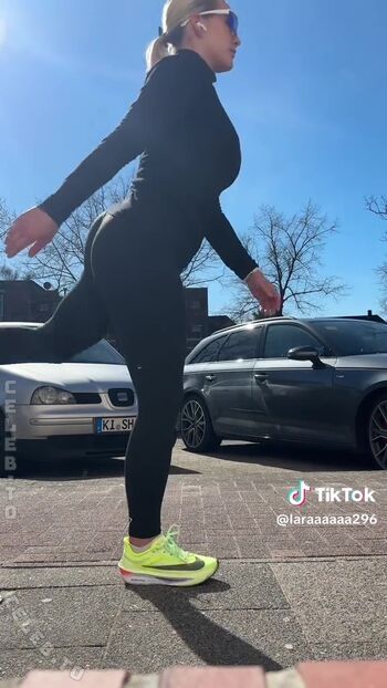 Full leaked Lara esser private onlyfans photo