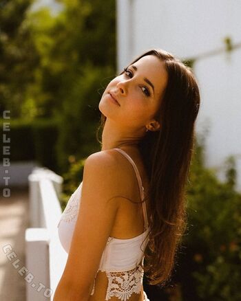 Full leaked Lara kimpel page private onlyfans photo