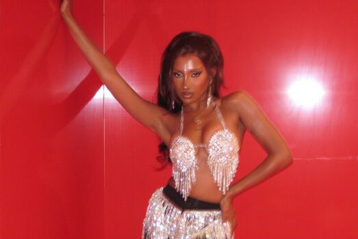 Lara Raj