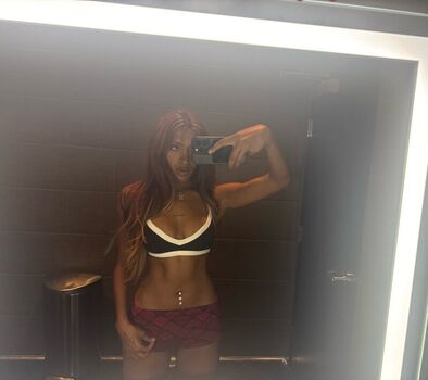 Lara Raj