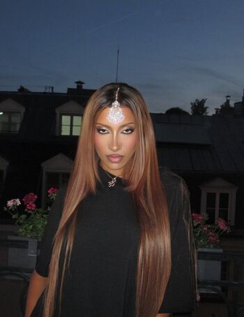 Lara Raj
