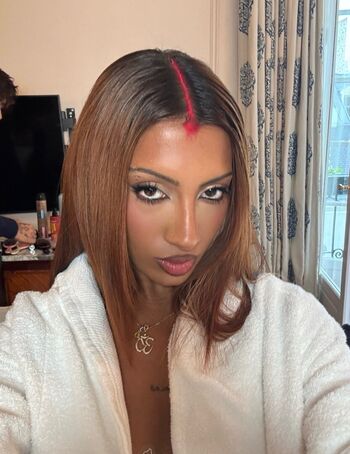 Full leaked Lara raj private onlyfans photo