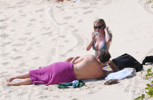 Full leaked Lara stone private onlyfans photo