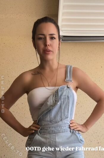 Full leaked Lara stxx private onlyfans photo