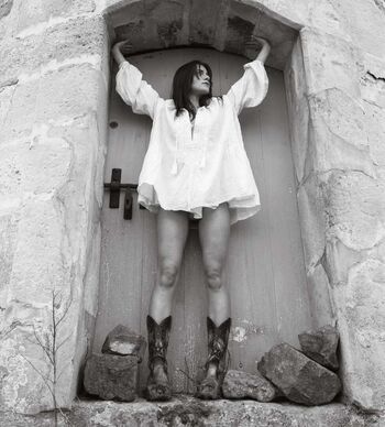 Full leaked Lara valentina mountain private onlyfans photo