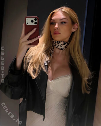 Laraa08
