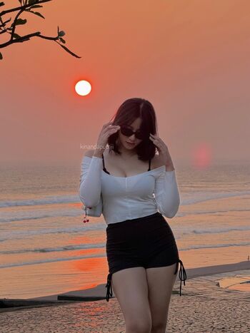Laras Kinanda Putri