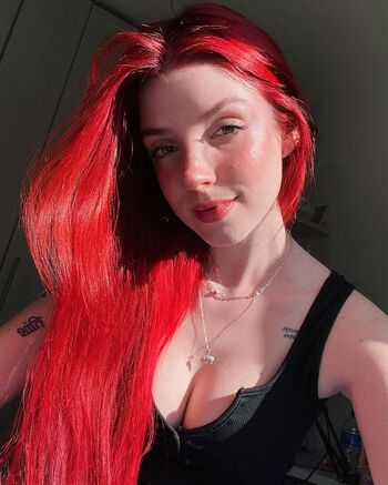 Full leaked Larissa basgal private onlyfans photo