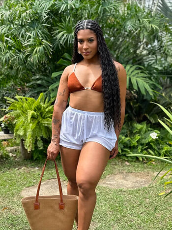 Full leaked Larissa felix private onlyfans photo