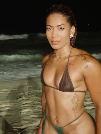 Full leaked Larissa felix private onlyfans photo