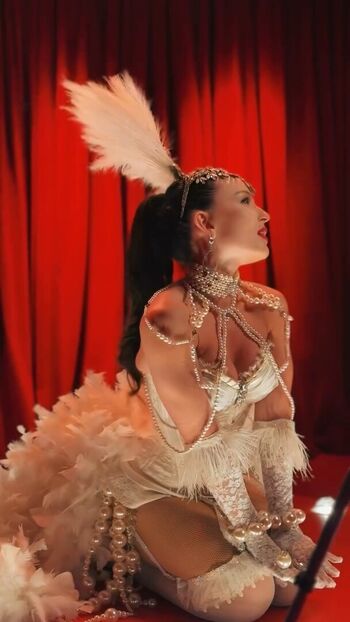 Full leaked Larissa manoela page private onlyfans photo