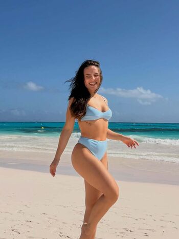 Full leaked Larissa manoela page private onlyfans photo