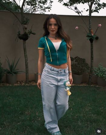 Full leaked Larissa manoela page private onlyfans photo