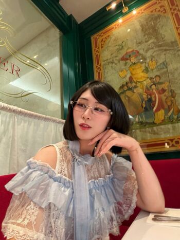 Full leaked Larissa rochefort page private onlyfans photo