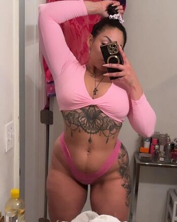 Full leaked Larissalopez private onlyfans photo