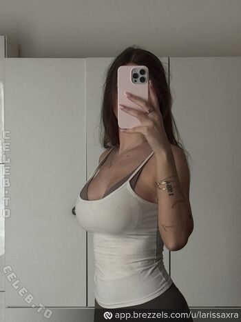 Full leaked Larissaxra private onlyfans photo