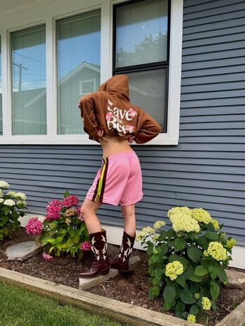Full leaked Larsen thompson private onlyfans photo