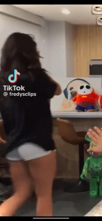 Full leaked Laselyii page private onlyfans photo