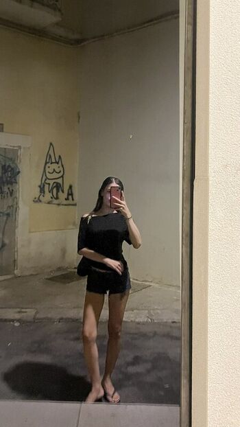 Full leaked Lasibilla private onlyfans photo