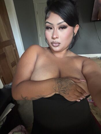 Full leaked Latinaxmamiu private onlyfans photo