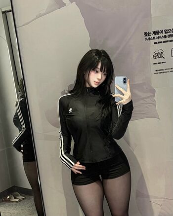 Full leaked Latulip page private onlyfans photo