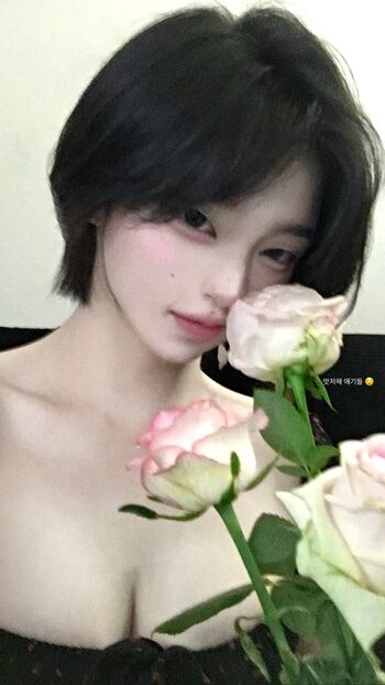 Full leaked Latulip page private onlyfans photo