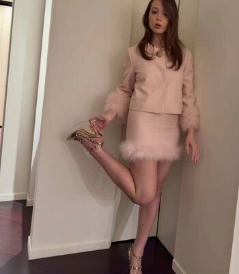 Full leaked Laufey lin page private onlyfans photo