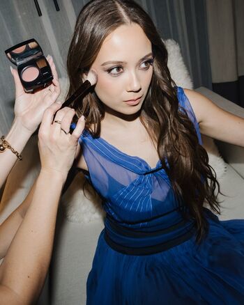 Full leaked Laufey lin private onlyfans photo