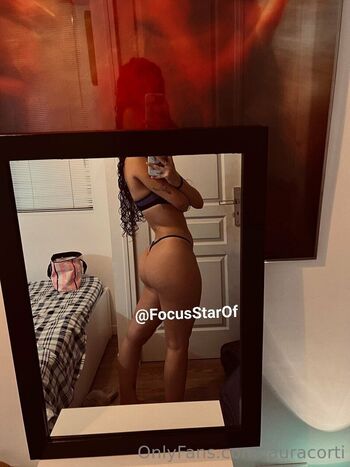 Full leaked Laura corti private onlyfans photo