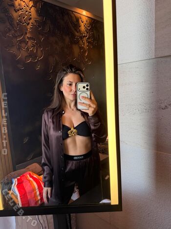 Full leaked Laura hofmann private onlyfans photo