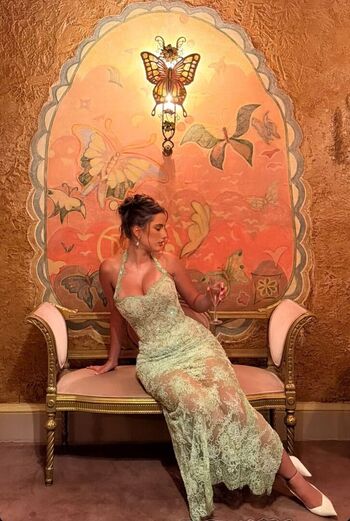 Full leaked Laura lauramjj private onlyfans photo