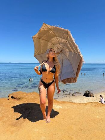 Full leaked Laura loxx private onlyfans photo