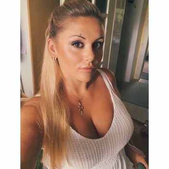 Full leaked Laura orlando private onlyfans photo