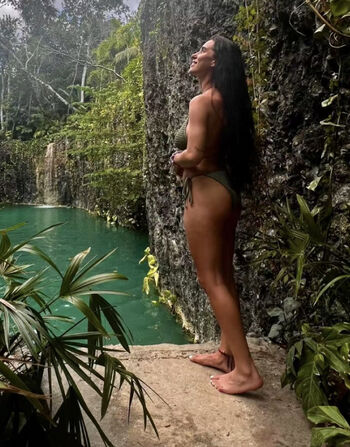 Laura Petard