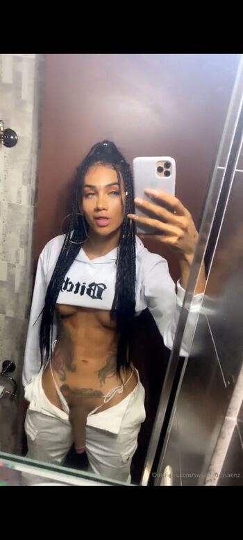 Laura Saenz