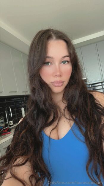 Full leaked Laura saponara private onlyfans photo