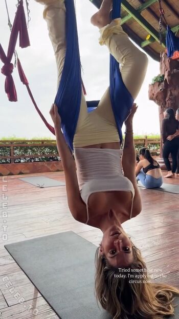 Full leaked Laura schultz page private onlyfans photo