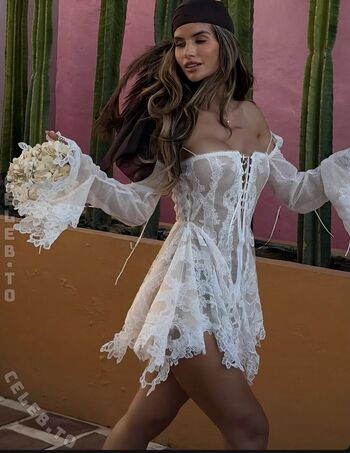 Full leaked Laura schultz page private onlyfans photo