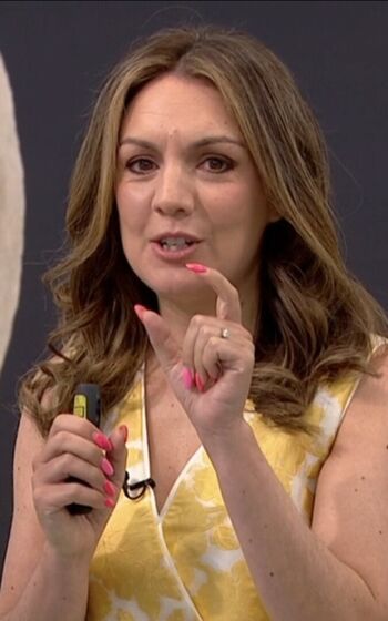 Laura Tobin