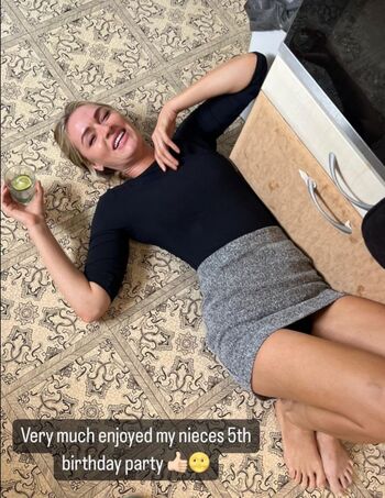 Full leaked Laura woods private onlyfans photo