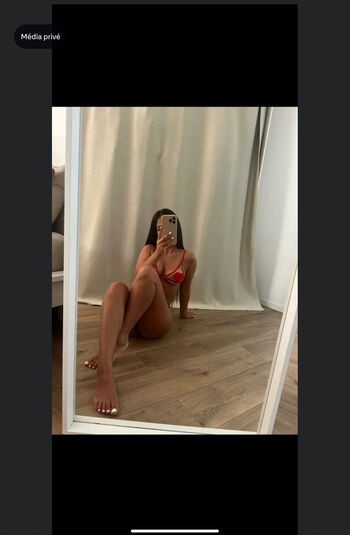 Full leaked Lauraa private onlyfans photo
