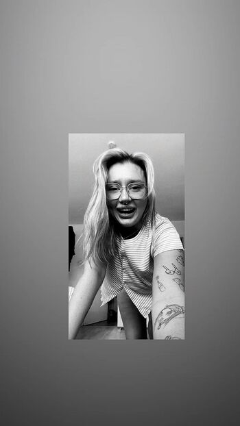 Full leaked Laurajmclean private onlyfans photo