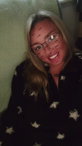 Full leaked Laurajmclean private onlyfans photo