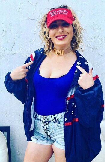 Full leaked Lauraloomer private onlyfans photo