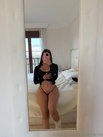 Full leaked Lauramerliin private onlyfans photo