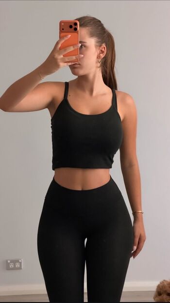 Full leaked Lauramjj page private onlyfans photo